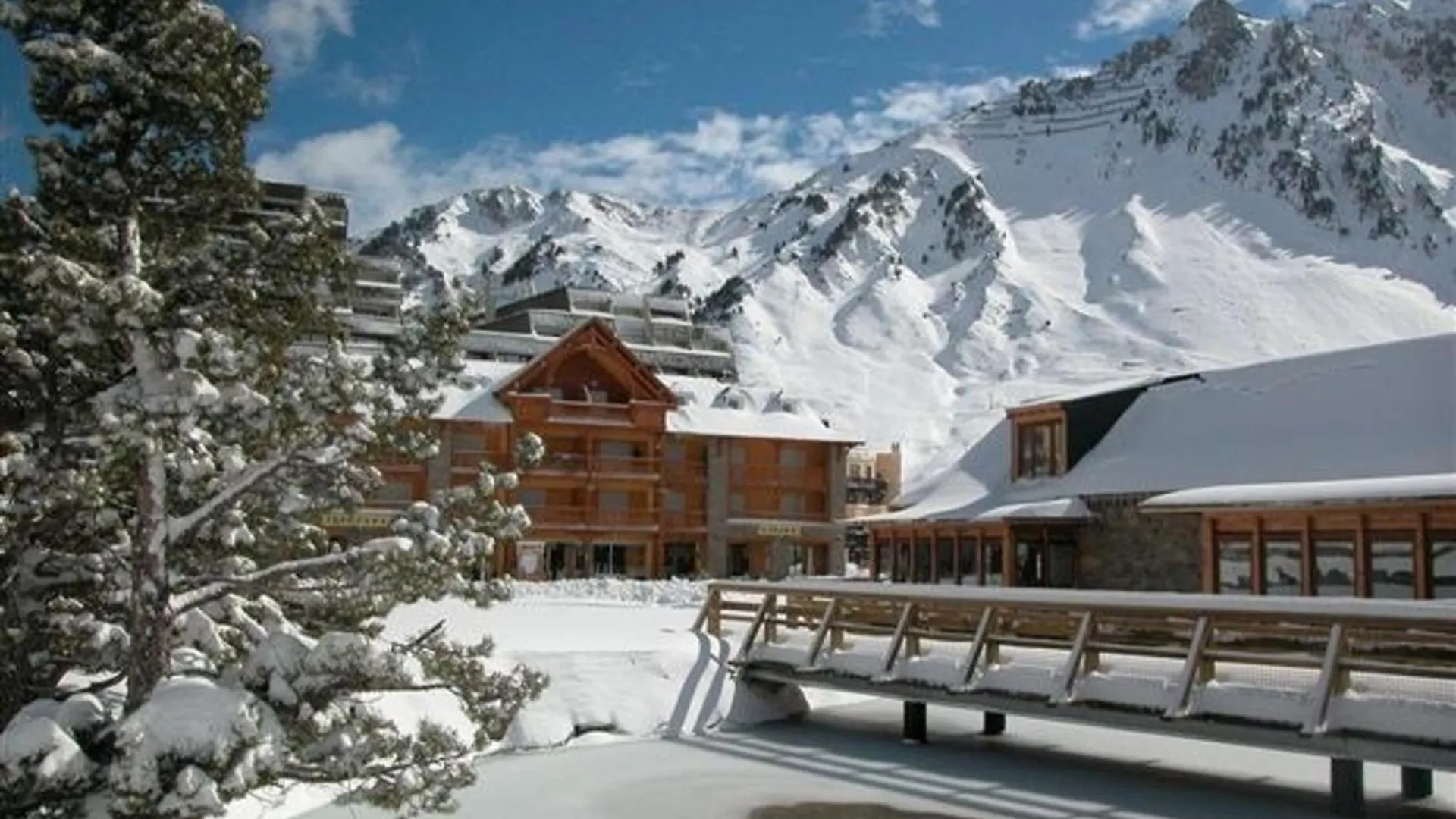 Studio Cabine 5 Pers, Balcon, La Mongie, Proche Pistes - Fr-1-404-147